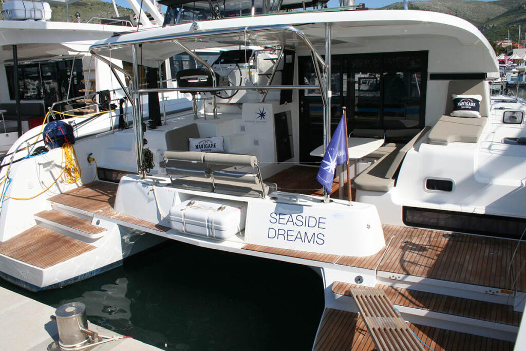 Catamaran 