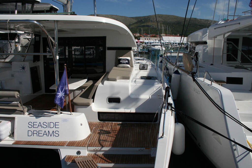 Catamaran 