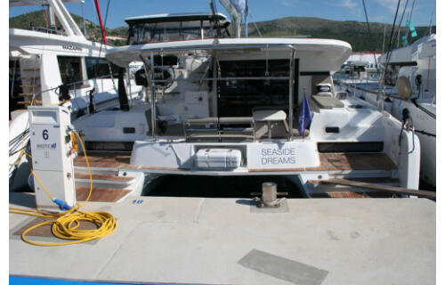Catamaran 