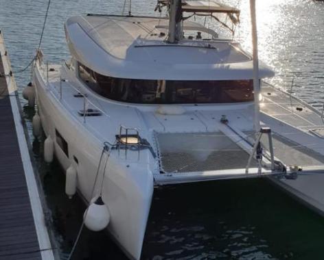 Catamaran 
