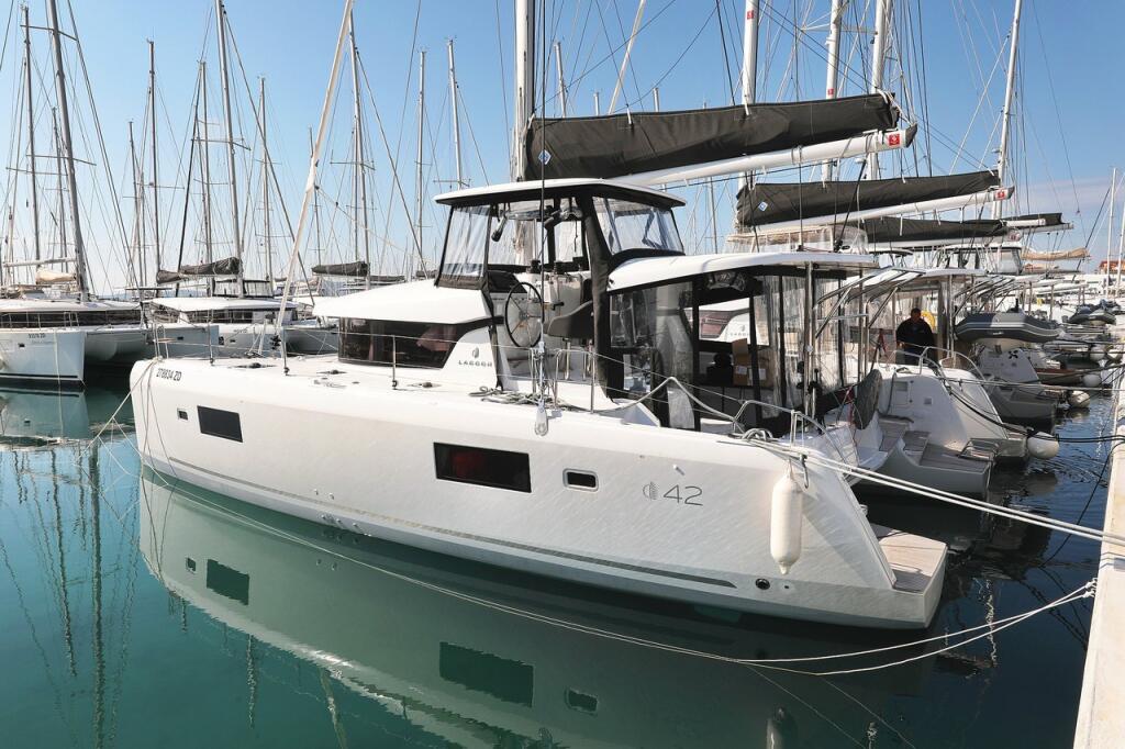 Catamaran 