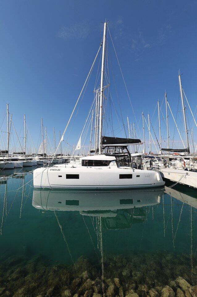 Catamaran 