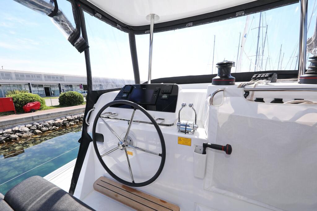 Catamaran 