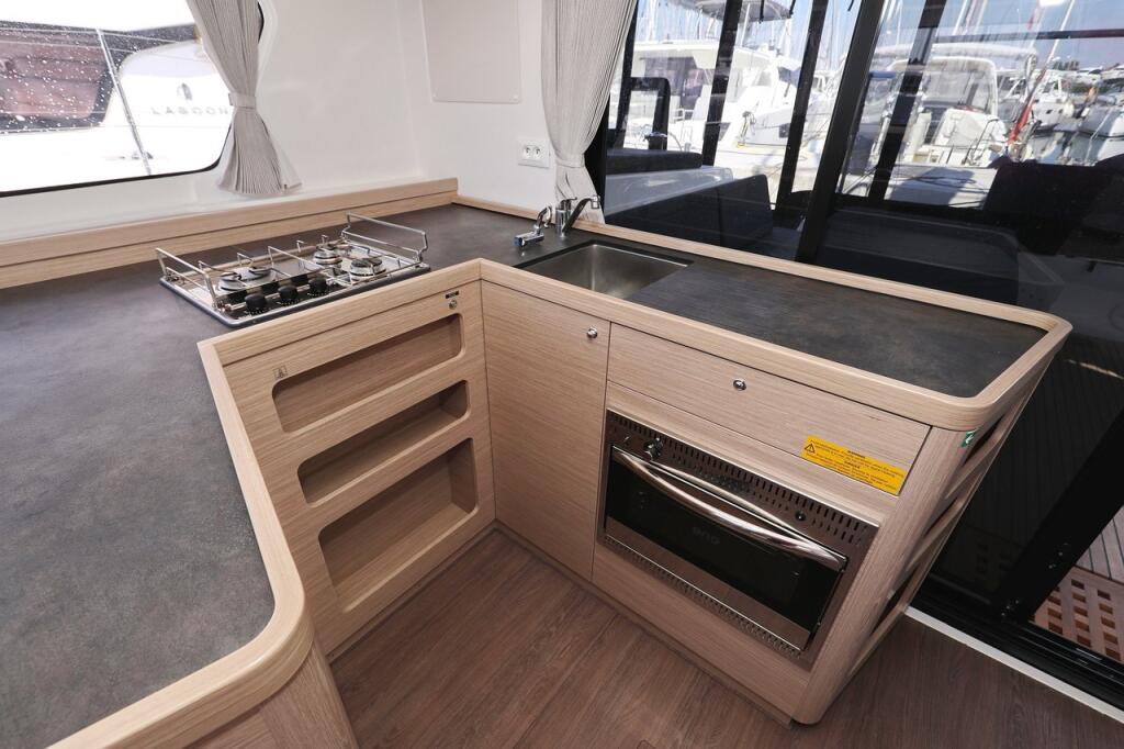 Catamaran 