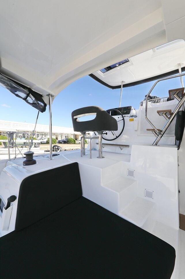 Catamaran 