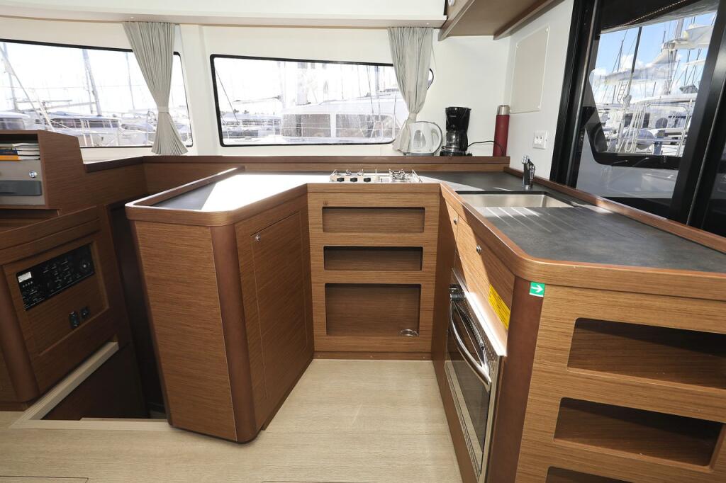 Catamaran 