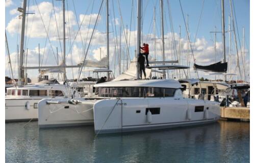 Catamaran 