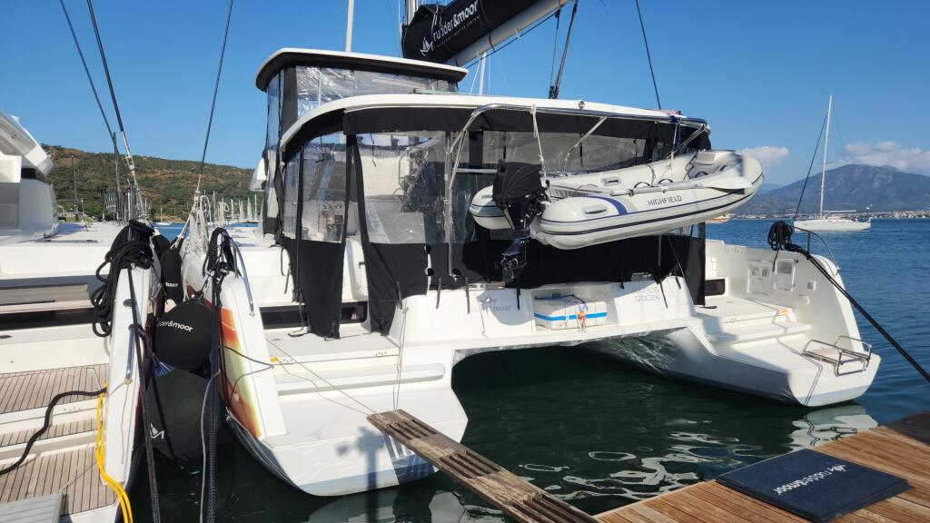Catamaran 