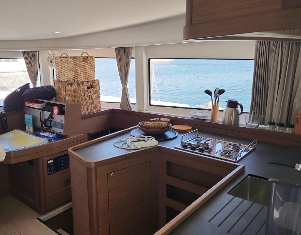 Catamaran 