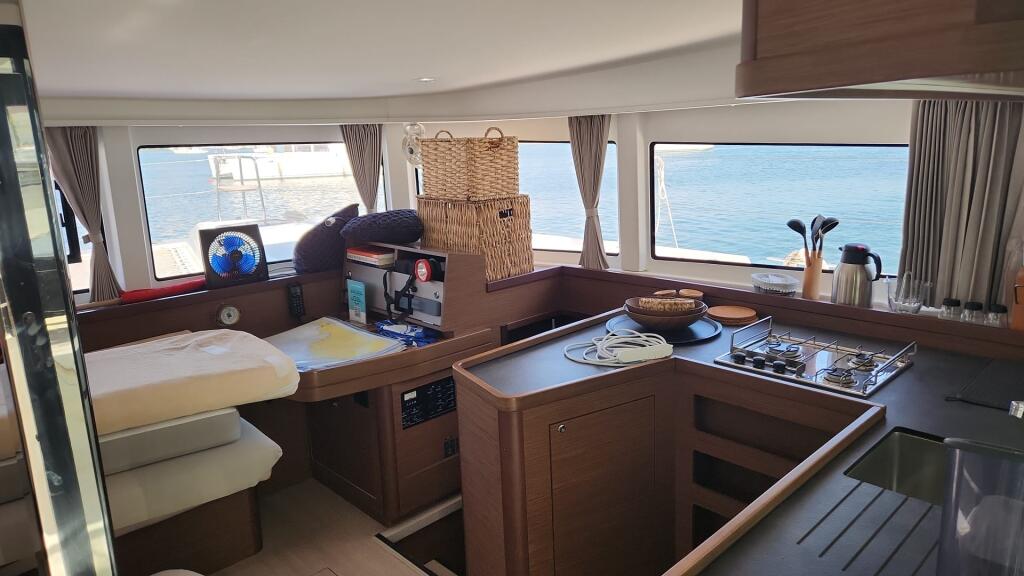 Catamaran 