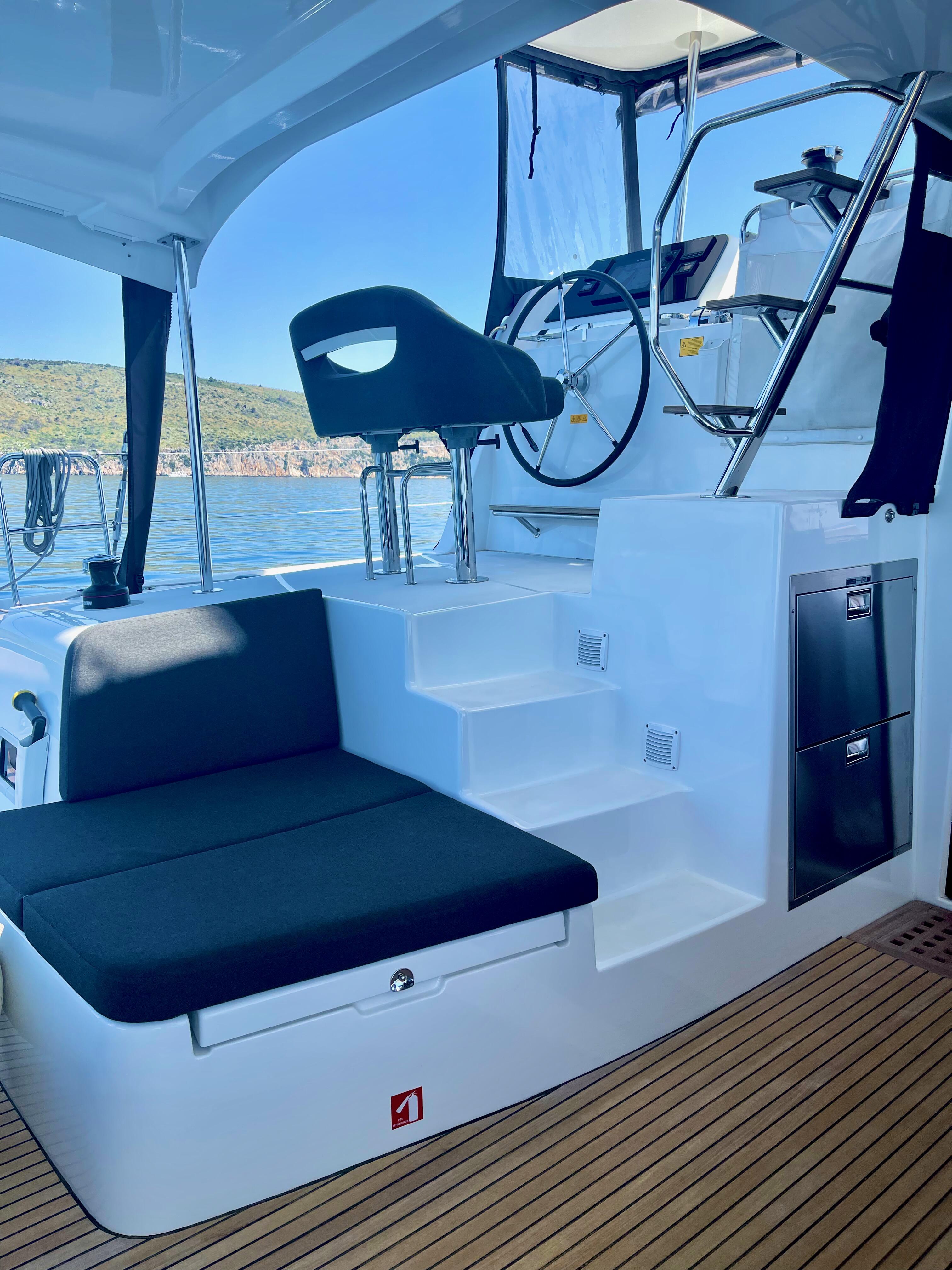 Catamaran 