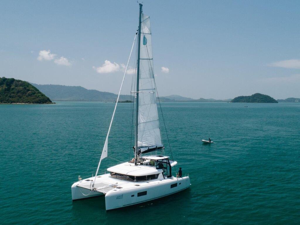 Catamaran 
