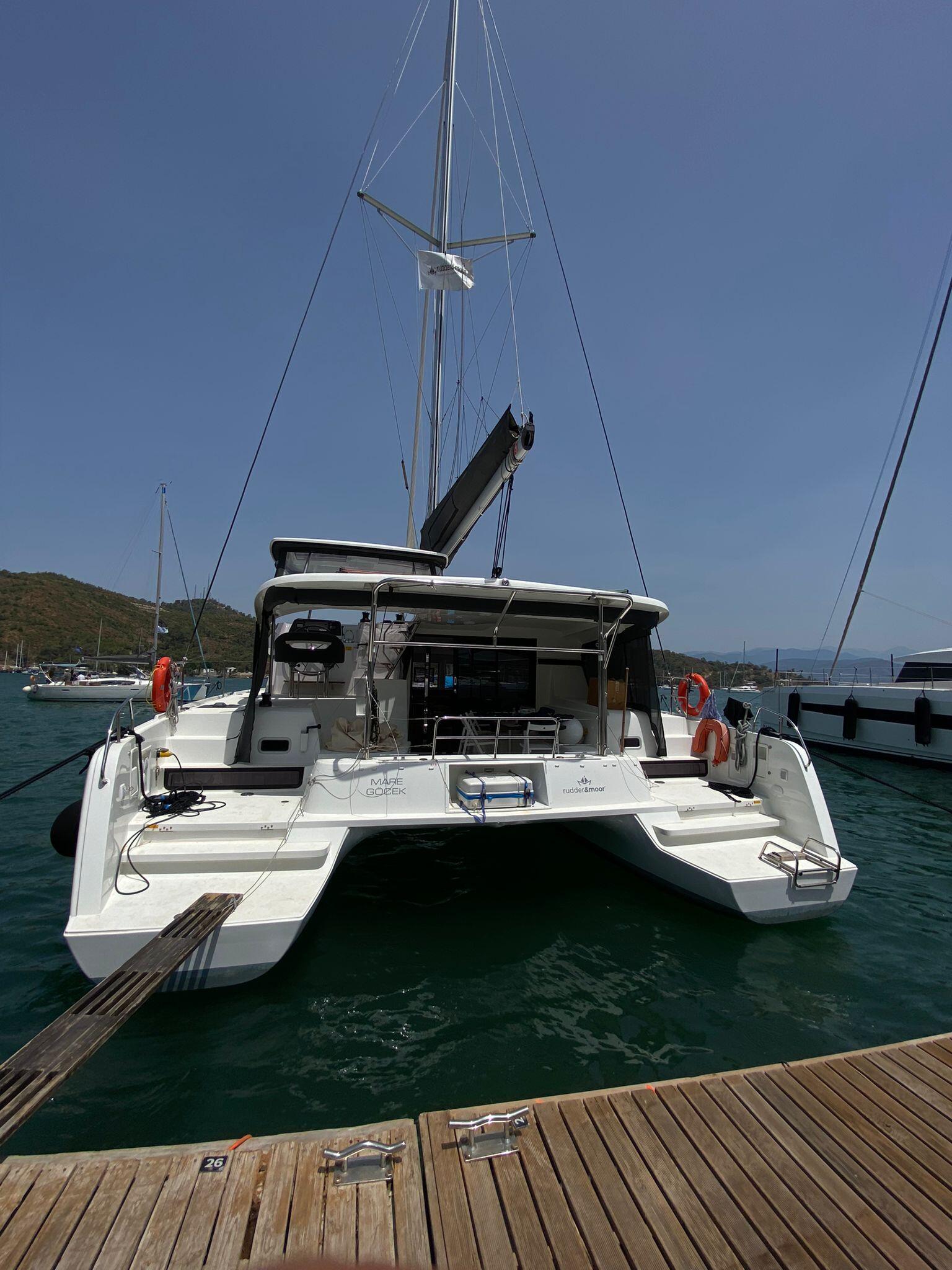 Catamaran 