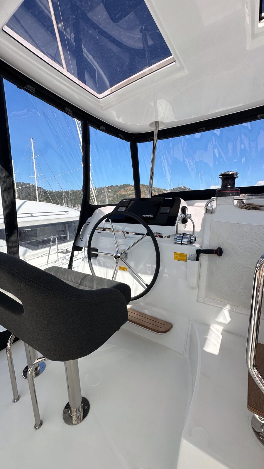 Catamaran 