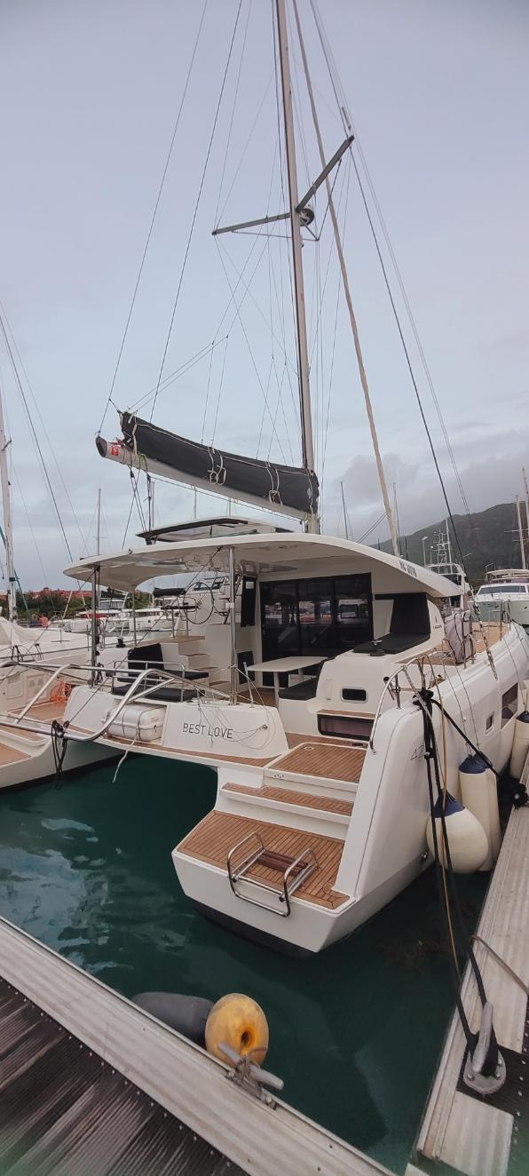 Catamaran 