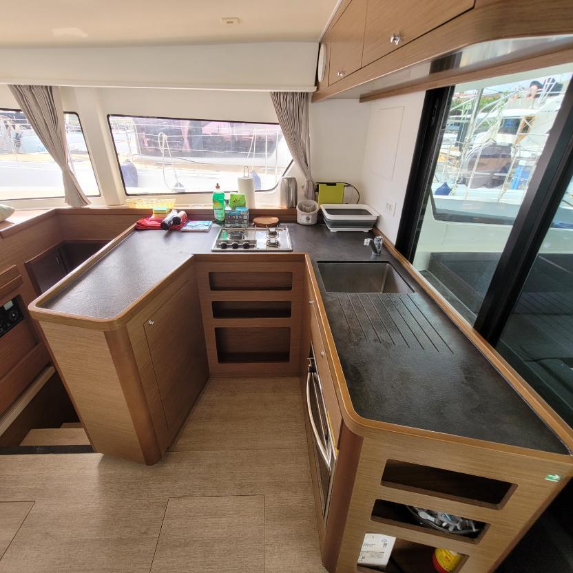 Catamaran 