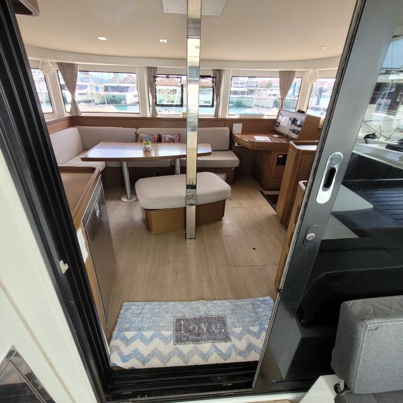 Catamaran 