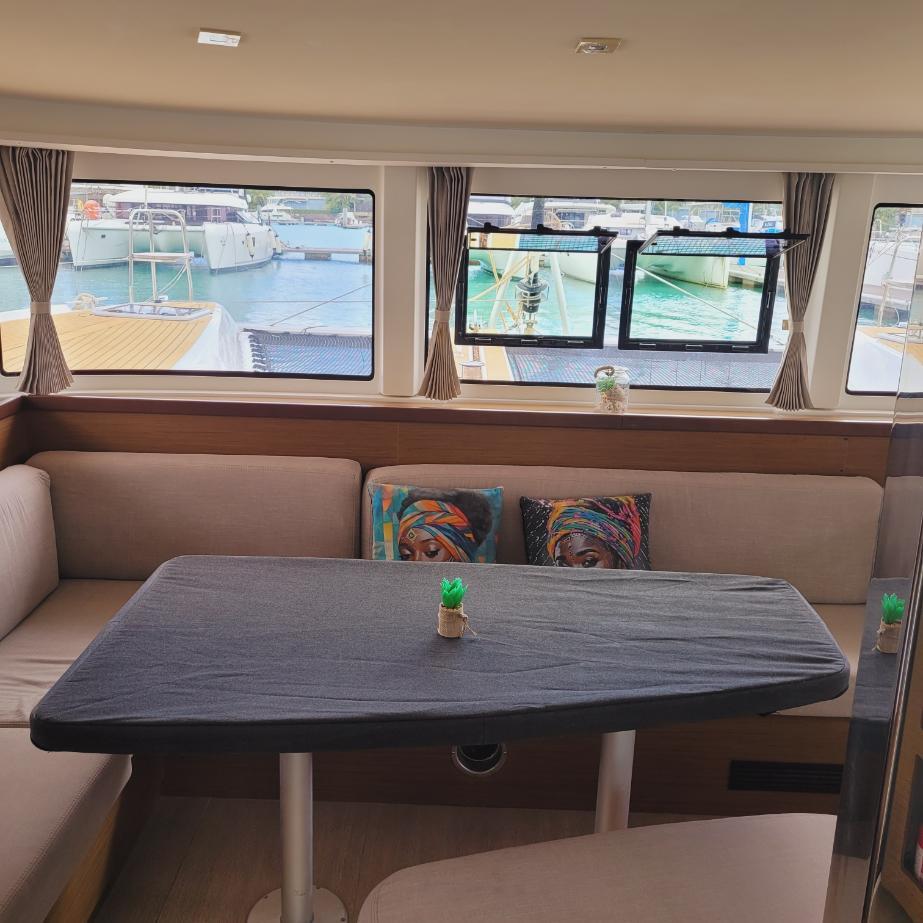 Catamaran 