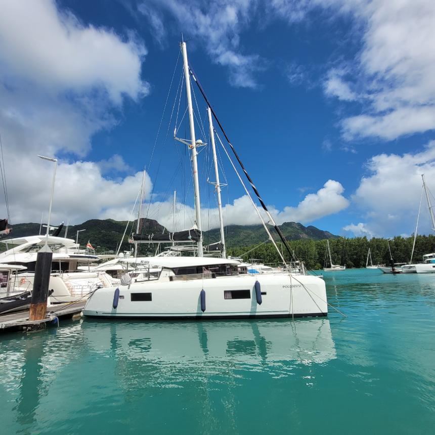 Catamaran 