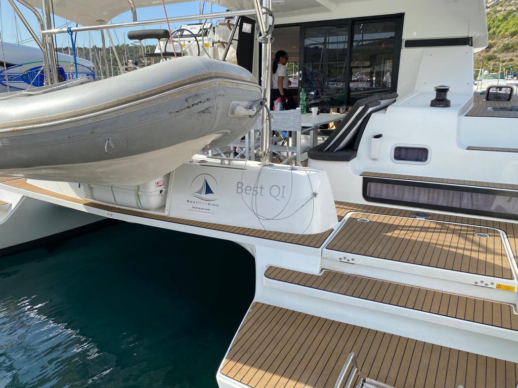 Catamaran 