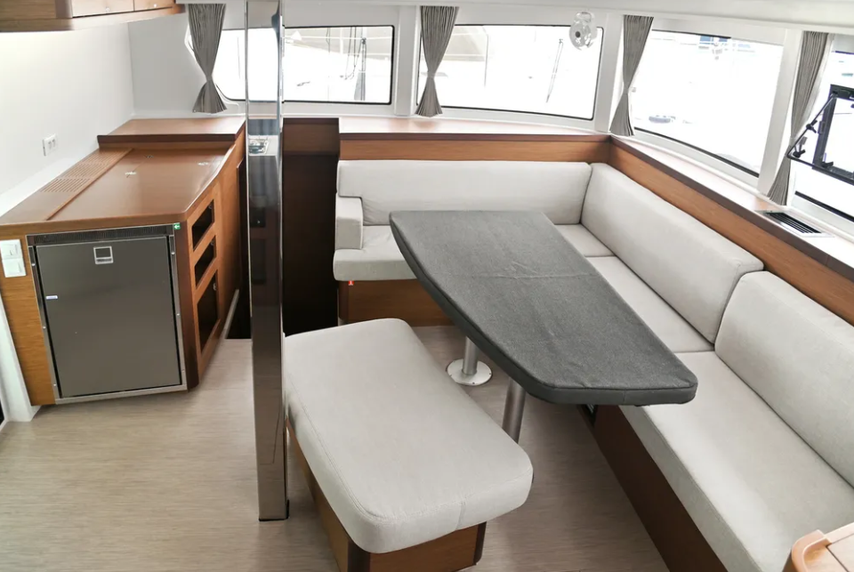 Catamaran 