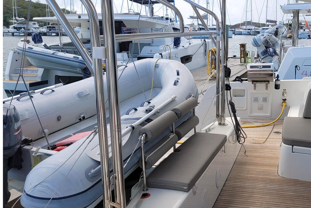 Catamaran 