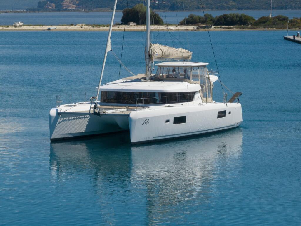 Catamaran 