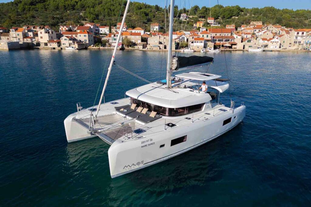 Catamaran 