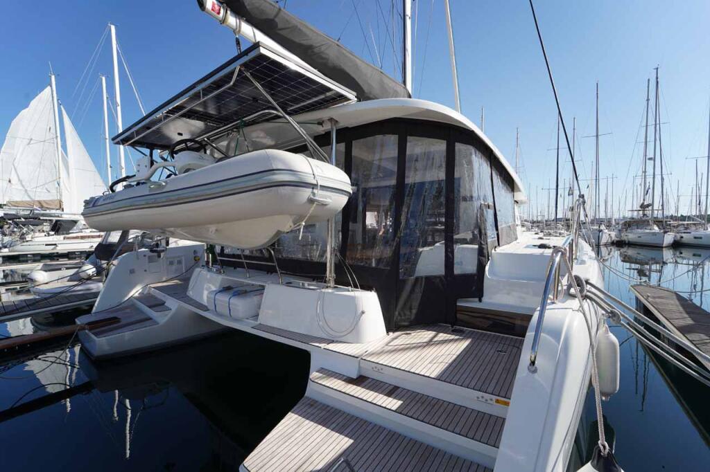 Catamaran 