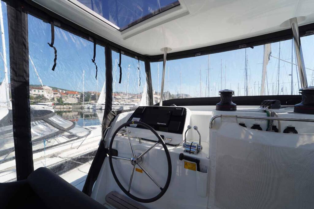 Catamaran 