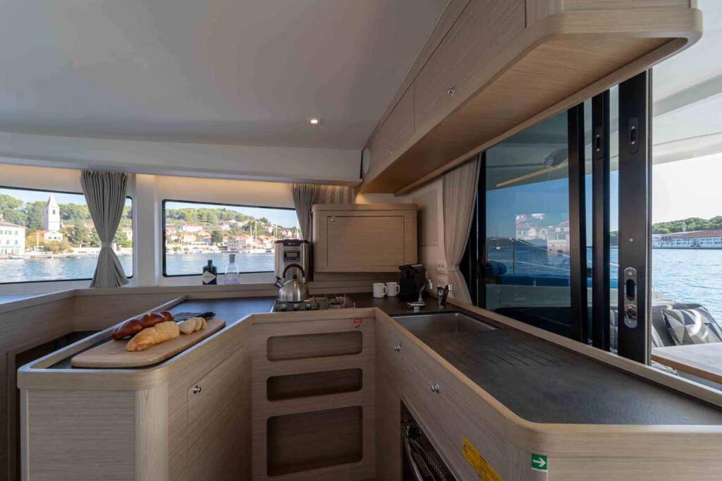Catamaran 