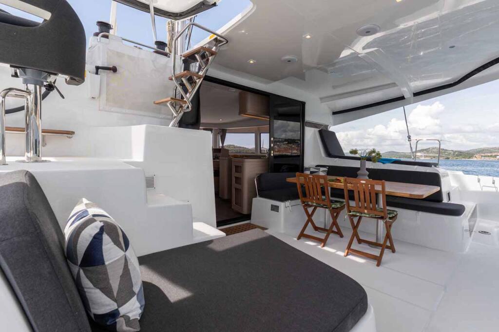 Catamaran 