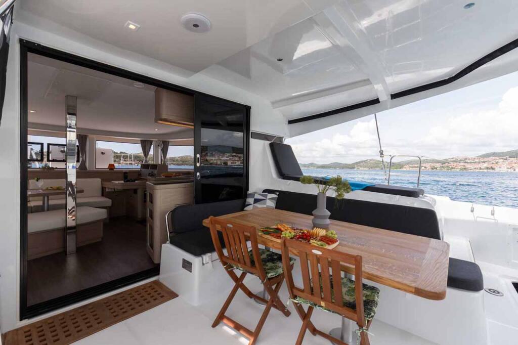 Catamaran 