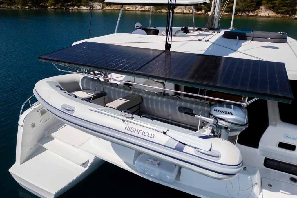 Catamaran 