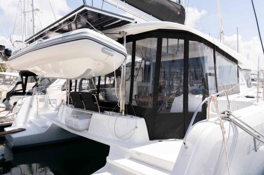 Catamaran 
