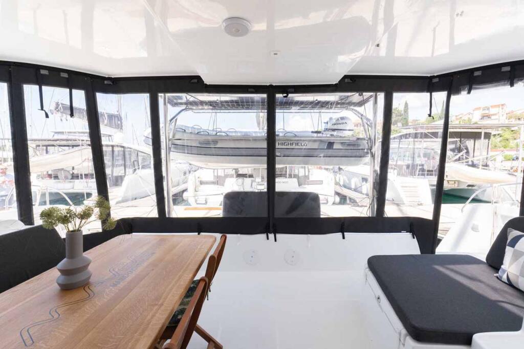 Catamaran 