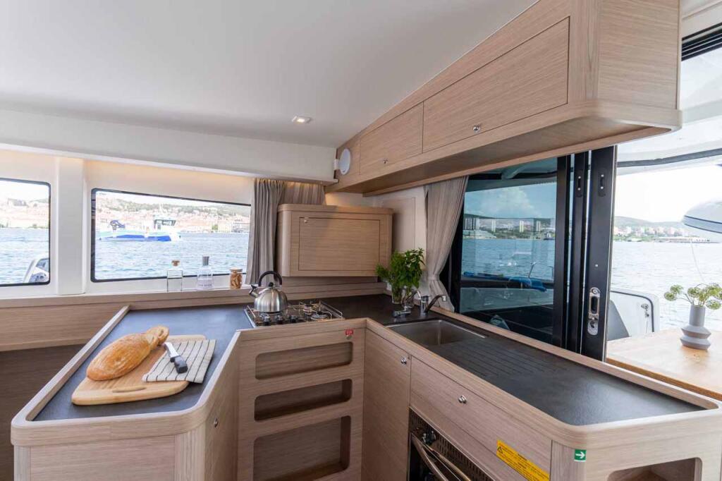 Catamaran 