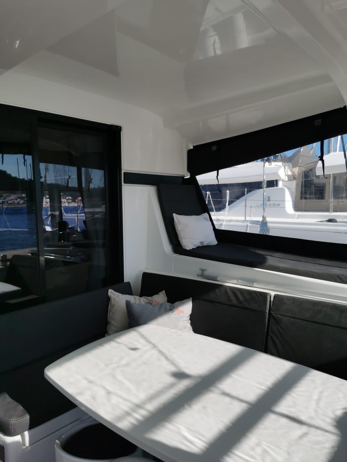 Catamaran 