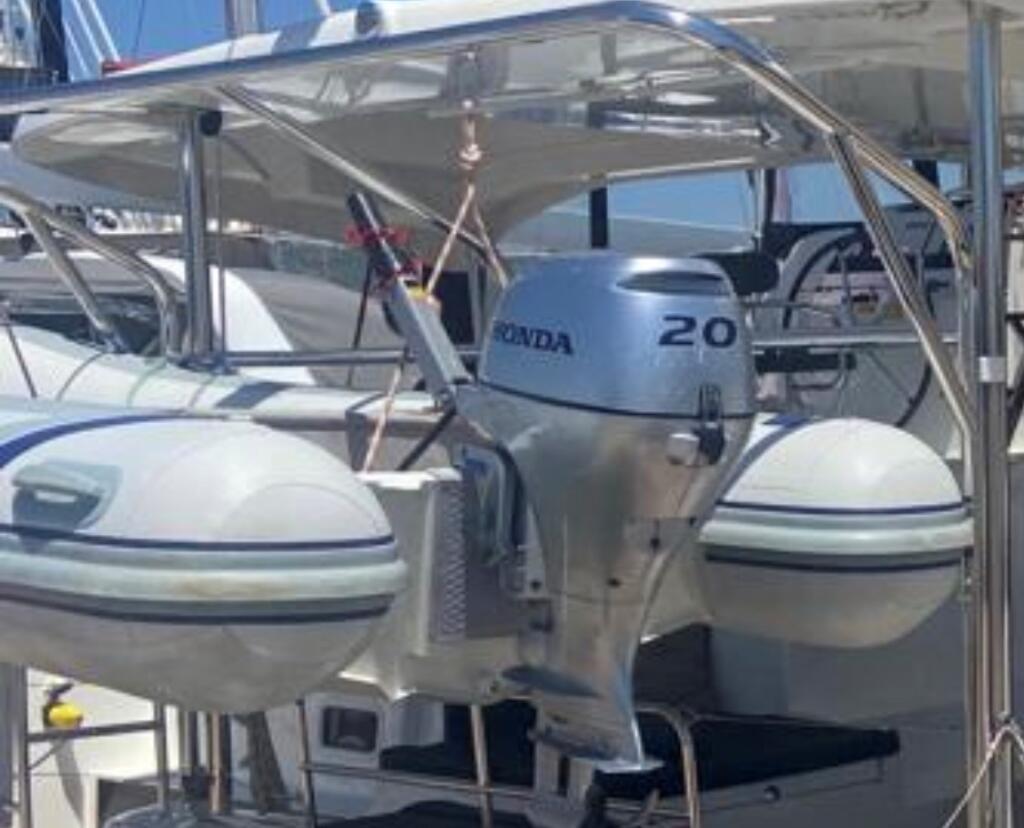 Catamaran 