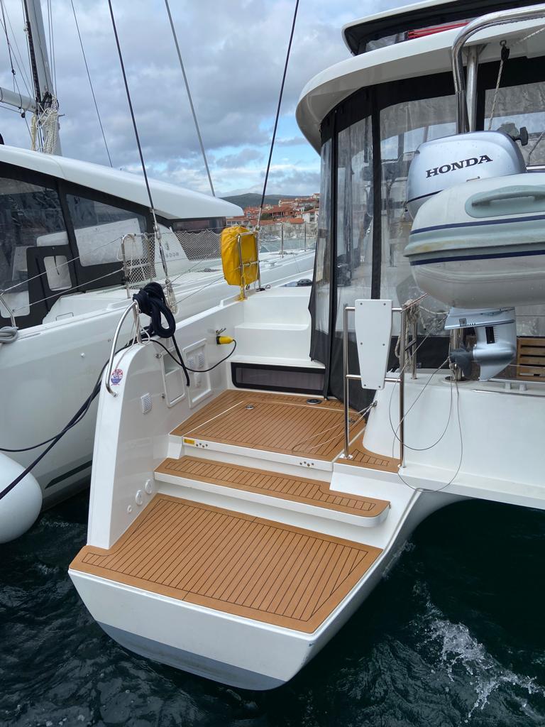 Catamaran 