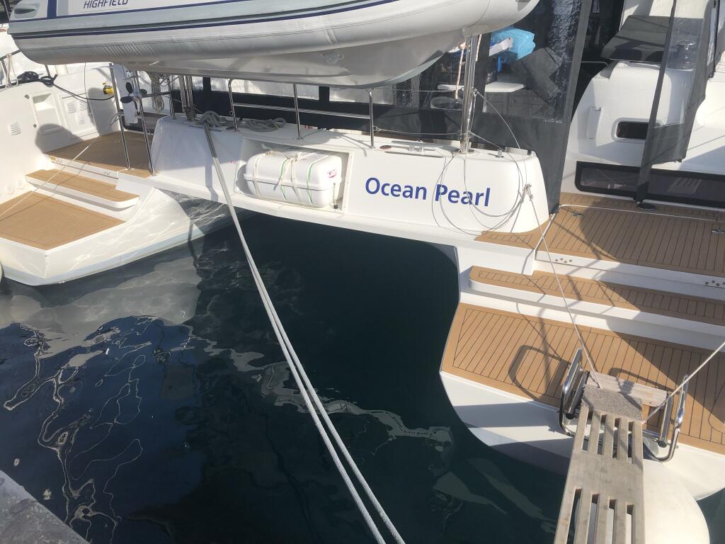 Catamaran 