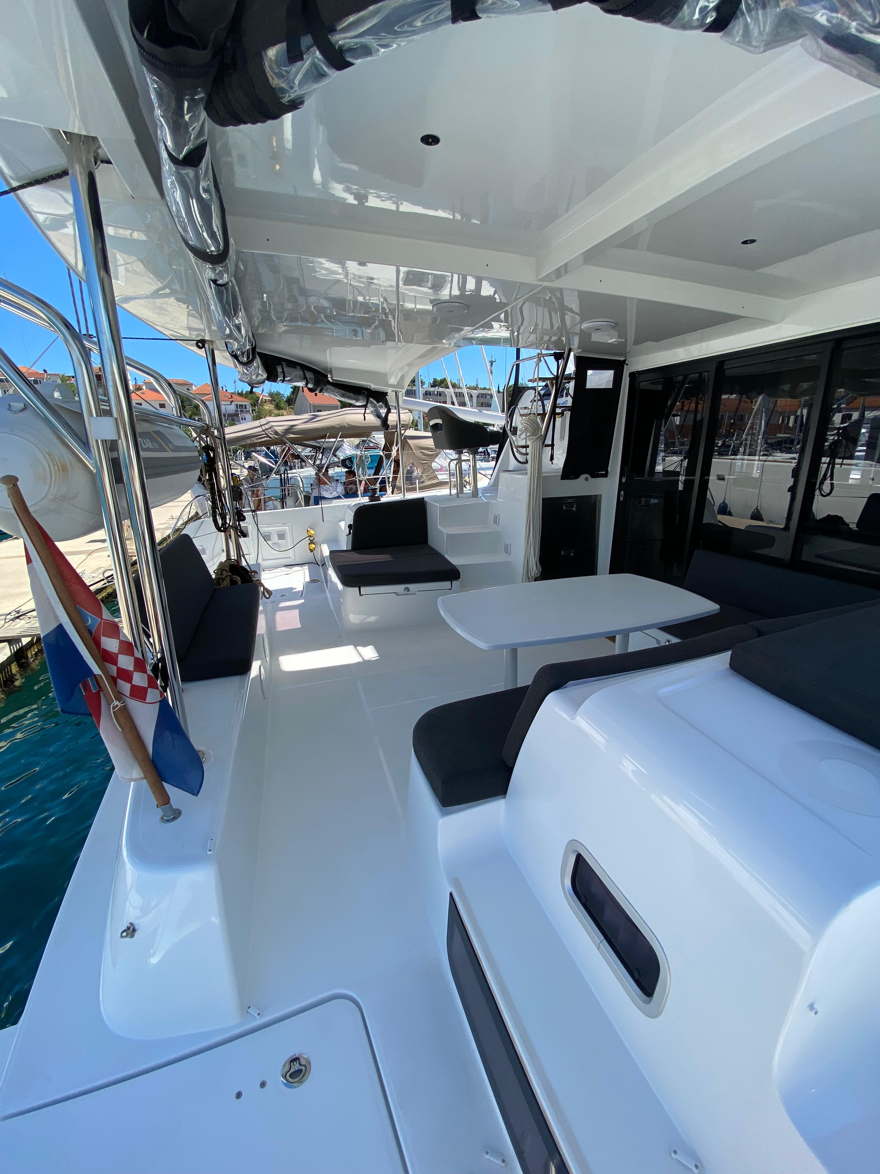 Catamaran 