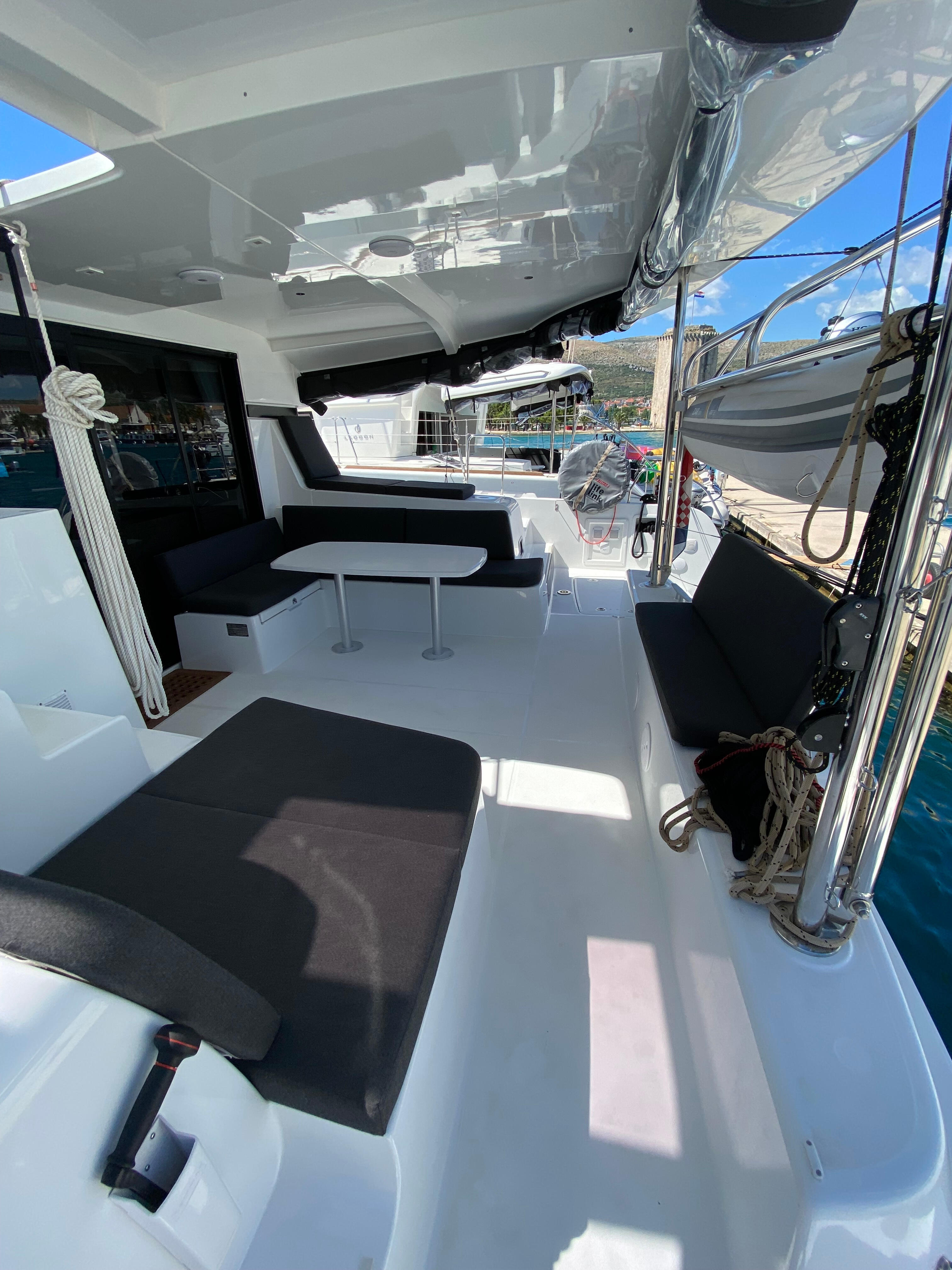 Catamaran 