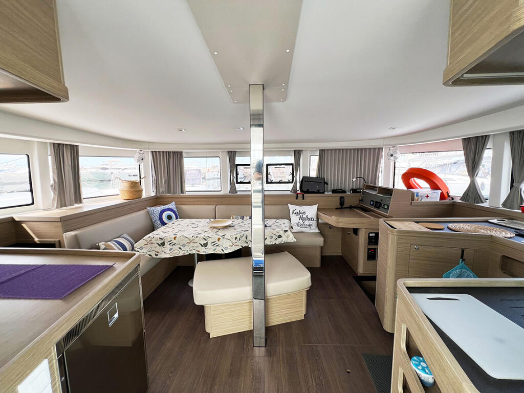 Catamaran 