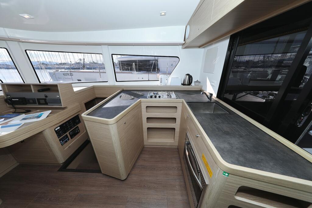 Catamaran 