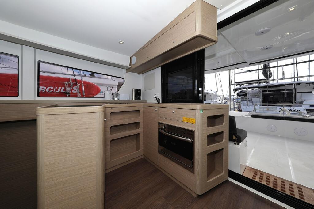 Catamaran 