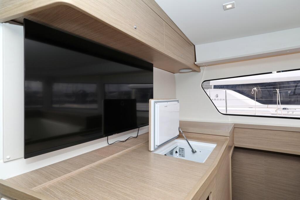 Catamaran 