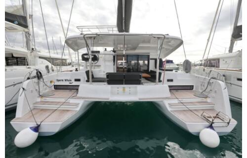 Catamaran 