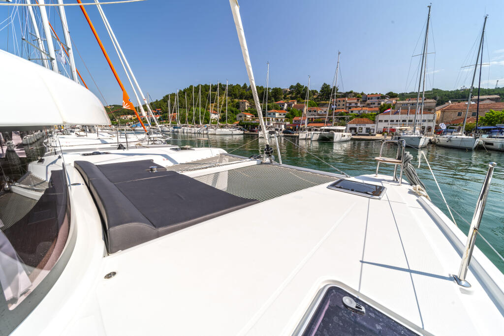 Catamaran 