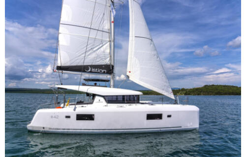 Catamaran 